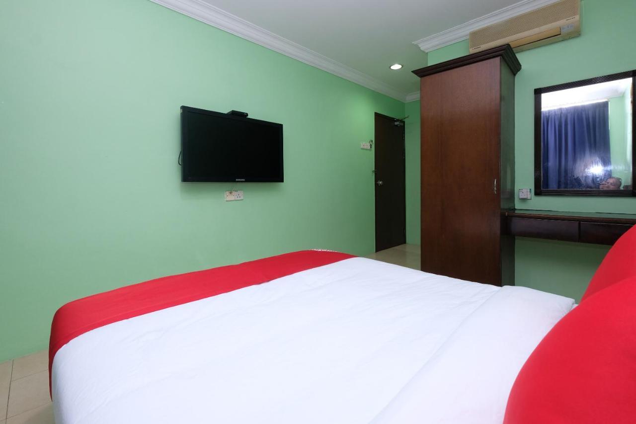 Oyo 89759 Gold Jerantut Hotel מראה חיצוני תמונה